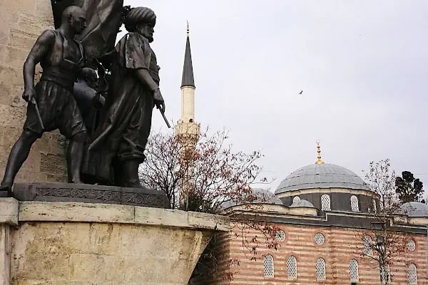 Barbaros Hayrettin Paşa Türbesi - Resim 19
