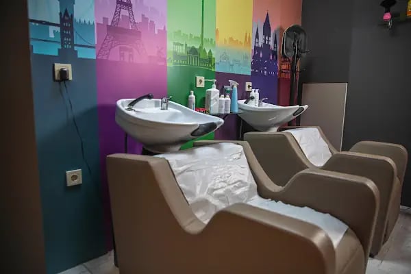 MC Hair Center Saç Ekim &amp; Estetik Merkezi - Resim 9