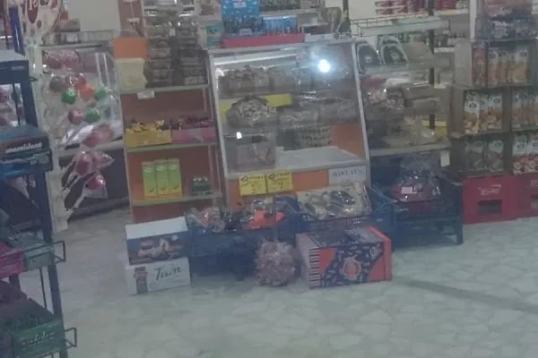 İzzet Market - Resim 2