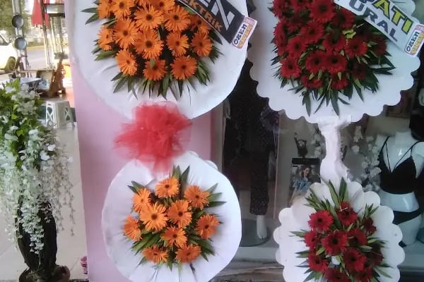 Özen Çiçekçilik Organizasyon - Resim 17