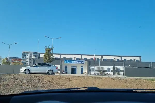 Aliağa Belediyesi Çok Amaçlı Spor Salonu - Resim 1