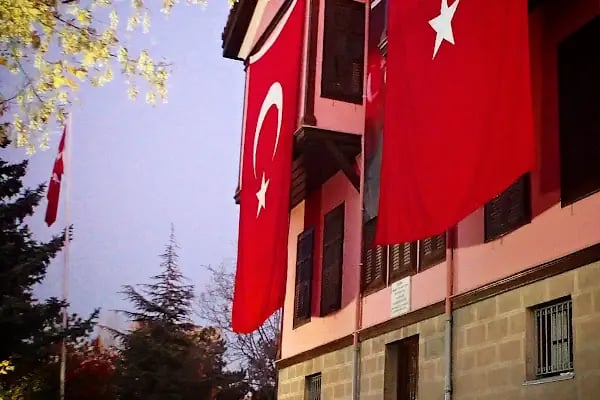 Atatürk Evi Müzesi - Resim 1