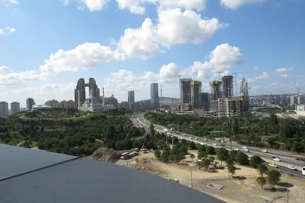 Metropol Universland - Resim 2