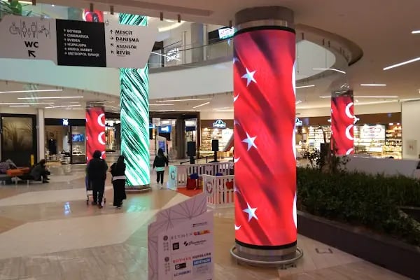Metropol Universland - Resim 15