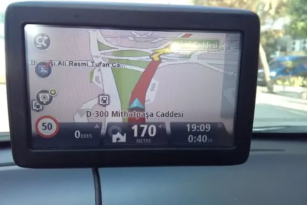DHL eCommerce - Üçkuyular Şubesi - Resim 16