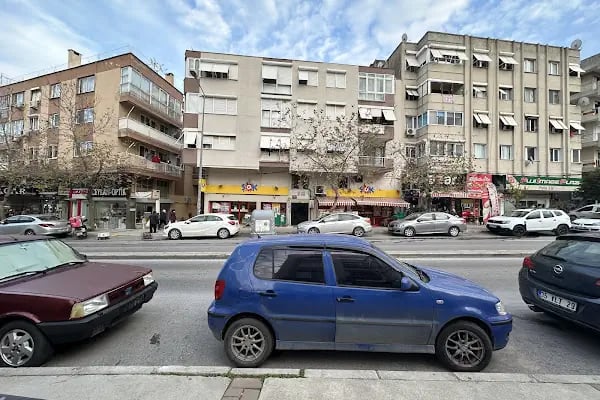 DHL eCommerce - Üçkuyular Şubesi - Resim 11