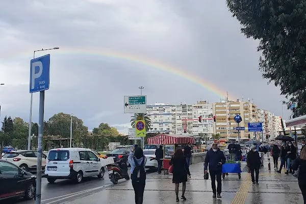 DHL eCommerce - Üçkuyular Şubesi - Resim 8