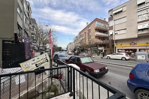 DHL eCommerce - Üçkuyular Şubesi - Resim 10