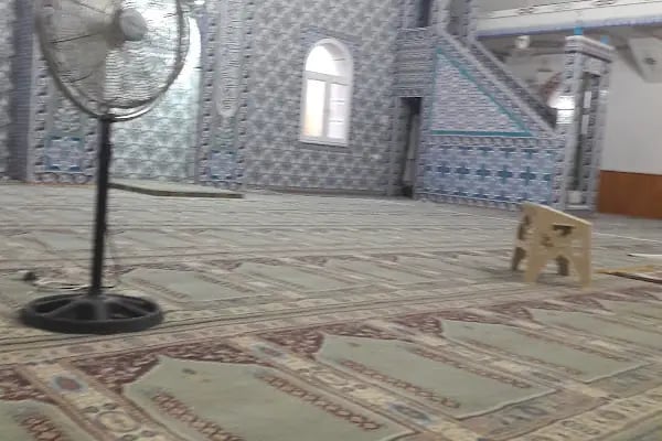 İbni Sina Cami - Resim 13