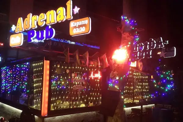 Adrenal Cafe Bar - Resim 1