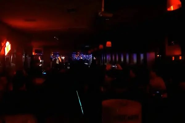 Adrenal Cafe Bar - Resim 12