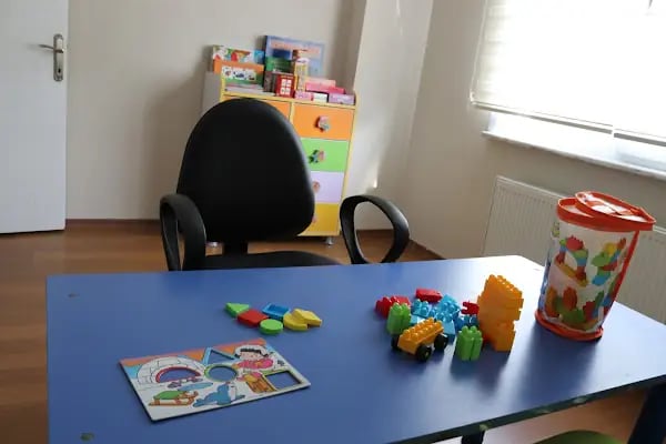 Tarık Akay Özel Eğitim ve Rehabilitasyon Merkezi - Resim 17