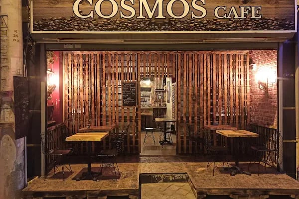 Cosmos Cafe - Resim 1
