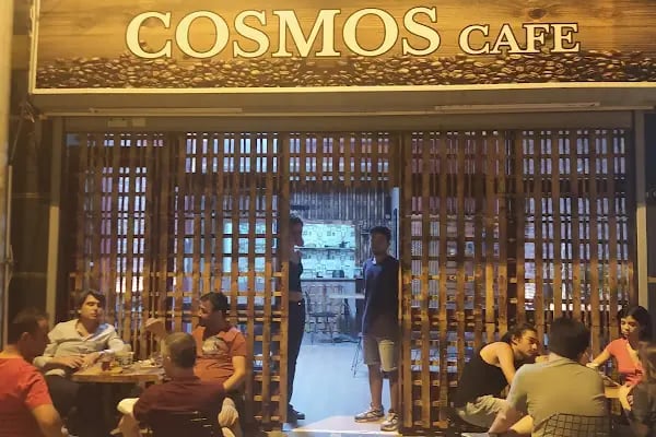 Cosmos Cafe - Resim 2