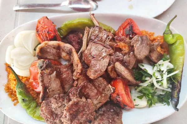 Aktepe Restaurant Köfte Piyaz - Resim 2