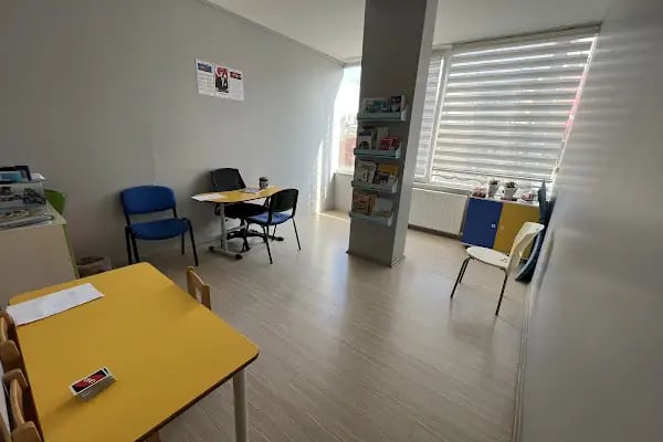 Derin Çocuk Bağcılar - Çocuk Psikolojisi - Otistik Hiperaktif davranışlar - Konuşma ve Sosyalleşme terapileri - Resim 4