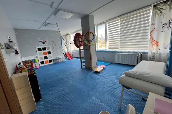 Derin Çocuk Bağcılar - Çocuk Psikolojisi - Otistik Hiperaktif davranışlar - Konuşma ve Sosyalleşme terapileri - Resim 3