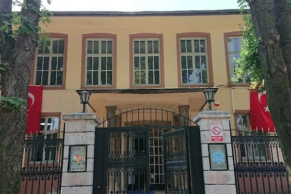Osmangazi Mesleki ve Teknik Anadolu Lisesi - Resim 18