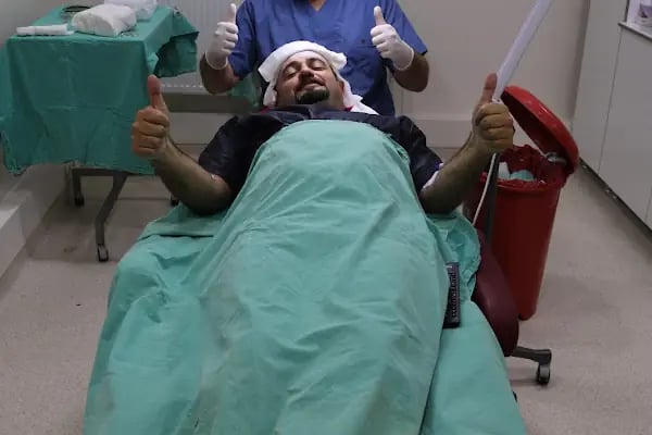 AVRUPA SAÇ EKİMİ - AVRUPA HAİR TRANSPLANT.|Greffe de Cheveux Turquie | Trasplante Capilar Turquia | Пересадка Волос в Турции - Resim 19