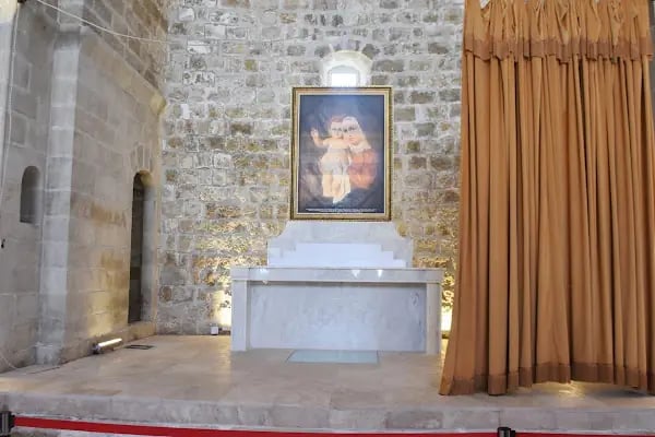 Taşhoron Kilisesi(Surp Yerrortutyun)) - Resim 19