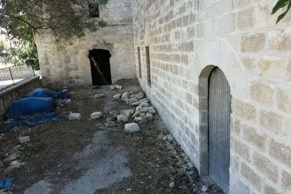 Taşhoron Kilisesi(Surp Yerrortutyun)) - Resim 16