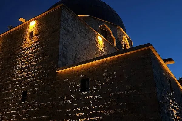 Taşhoron Kilisesi(Surp Yerrortutyun)) - Resim 20