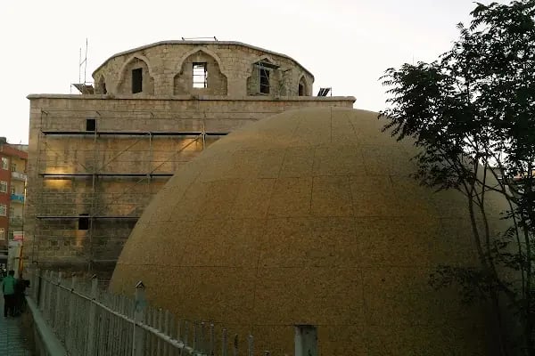 Taşhoron Kilisesi(Surp Yerrortutyun)) - Resim 9