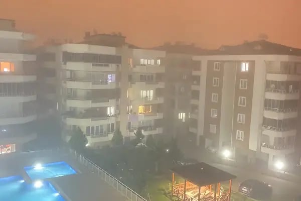 Asyakent Sitesi HavuzBaşı - Resim 9