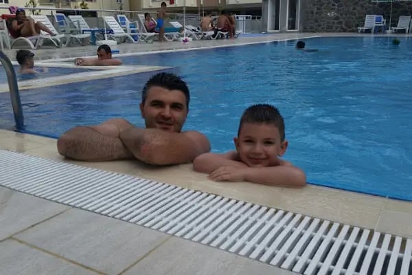 Asyakent Sitesi HavuzBaşı - Resim 8