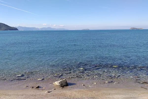 Public beach - Resim 1
