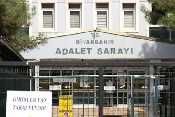 Diyarbakır Adliyesi - Resim 20