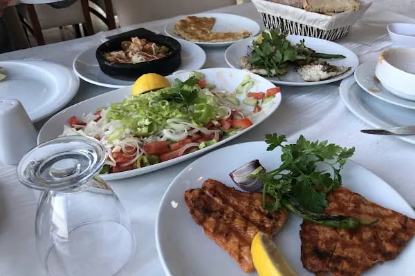 Fevzi Hoca Balık Köfte - Resim 3