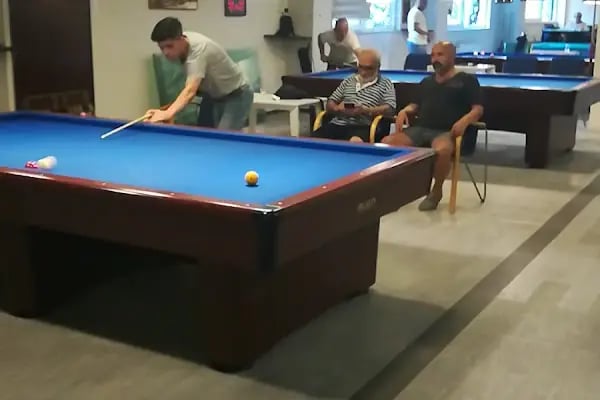 Avrasya Bilardo Cafe - Resim 19