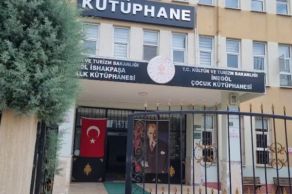 İnegöl İshakpaşa İlçe Halk Kütüphanesi - Resim 2