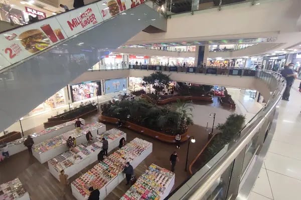 Teras Park Alışveriş Merkezi - Resim 11