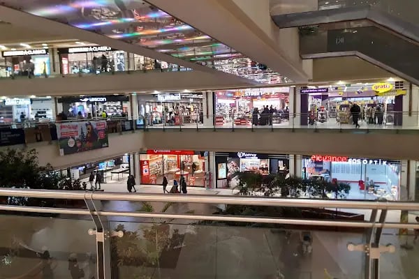 Teras Park Alışveriş Merkezi - Resim 14