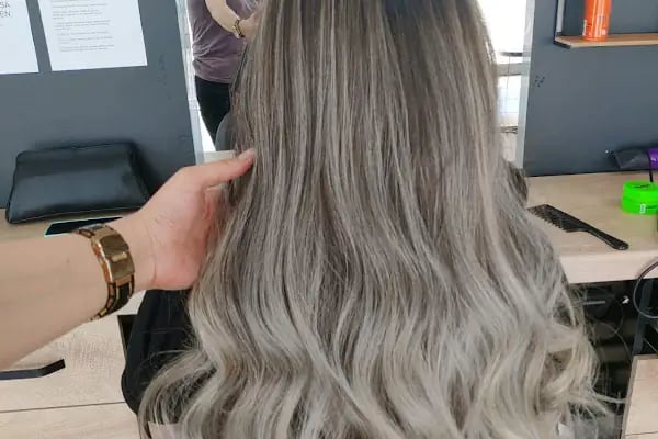 Havva Şahin Saç Tasarım ve Güzellik Salonu - Resim 19