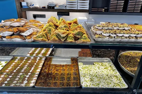 Mahrouseh Sweet - Resim 19