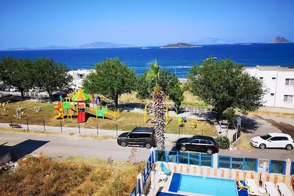 Blue Hotel - Resim 9