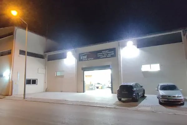 Ege Oto Hasar Servisi - Resim 10