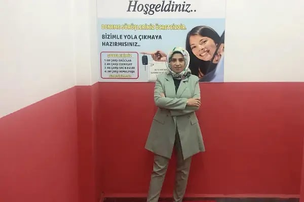 Ak Çarşı sürücü kursu Güneşli - Resim 20