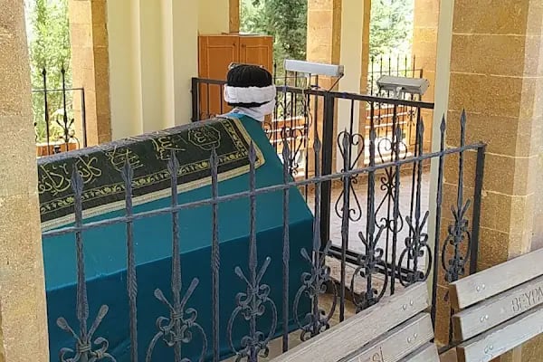 Gazi Gündüzalp Türbesi - Resim 3