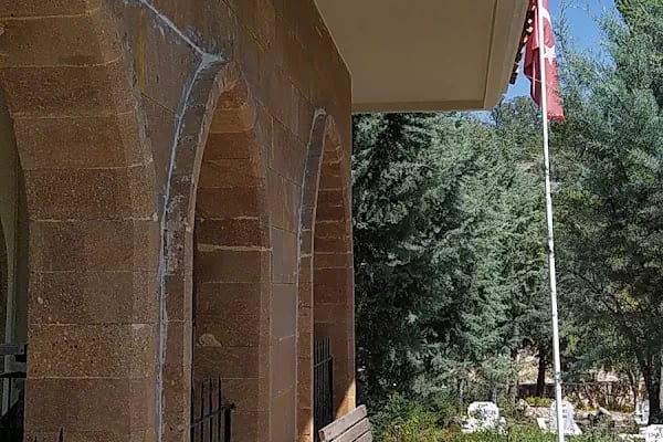 Gazi Gündüzalp Türbesi - Resim 13