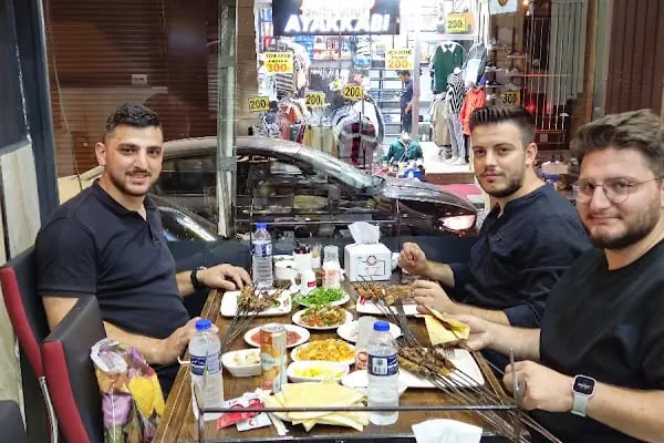 Makara Et &amp; Balık Restaurant - Resim 12