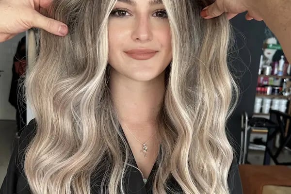 Nuri Ezveci Hair Salon Alanya Kuaför Friseur Hairdresser Coiffeur Avsallar Парикмахер Mahmutlar Beauty Studio Konaklı Frisør - Resim 11