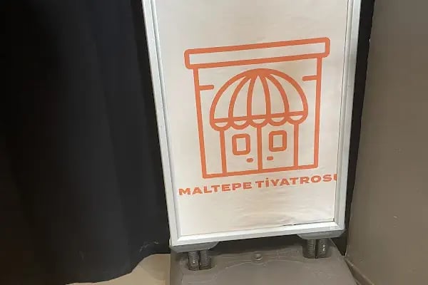 Maltepe Tiyatrosu - Resim 13