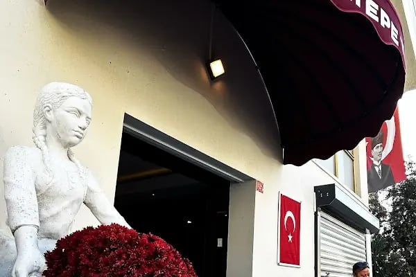 Maltepe Tiyatrosu - Resim 4