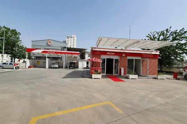 Etik Petrol - Bayraklı - Resim 3