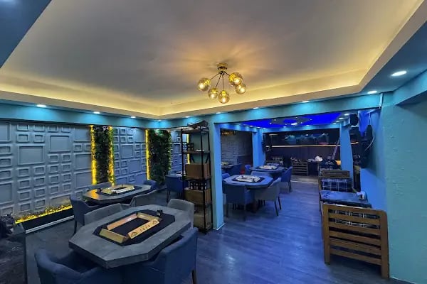 Ruby Plus Cafe Restaurant - Resim 4