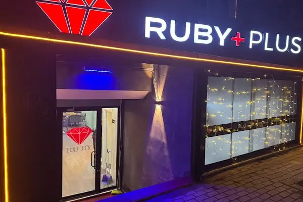 Ruby Plus Cafe Restaurant - Resim 14
